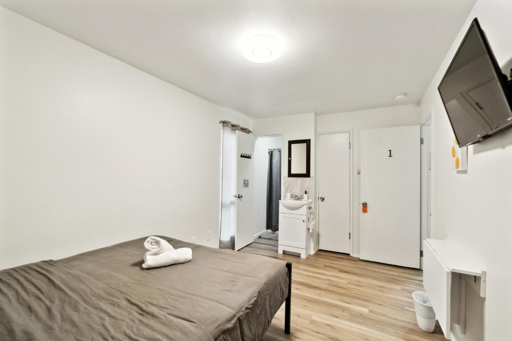 Central Bellevue Guesthouse מראה חיצוני תמונה