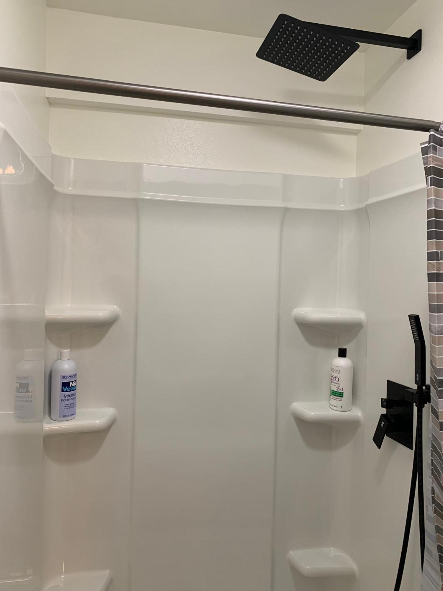 Central Bellevue Guesthouse מראה חיצוני תמונה