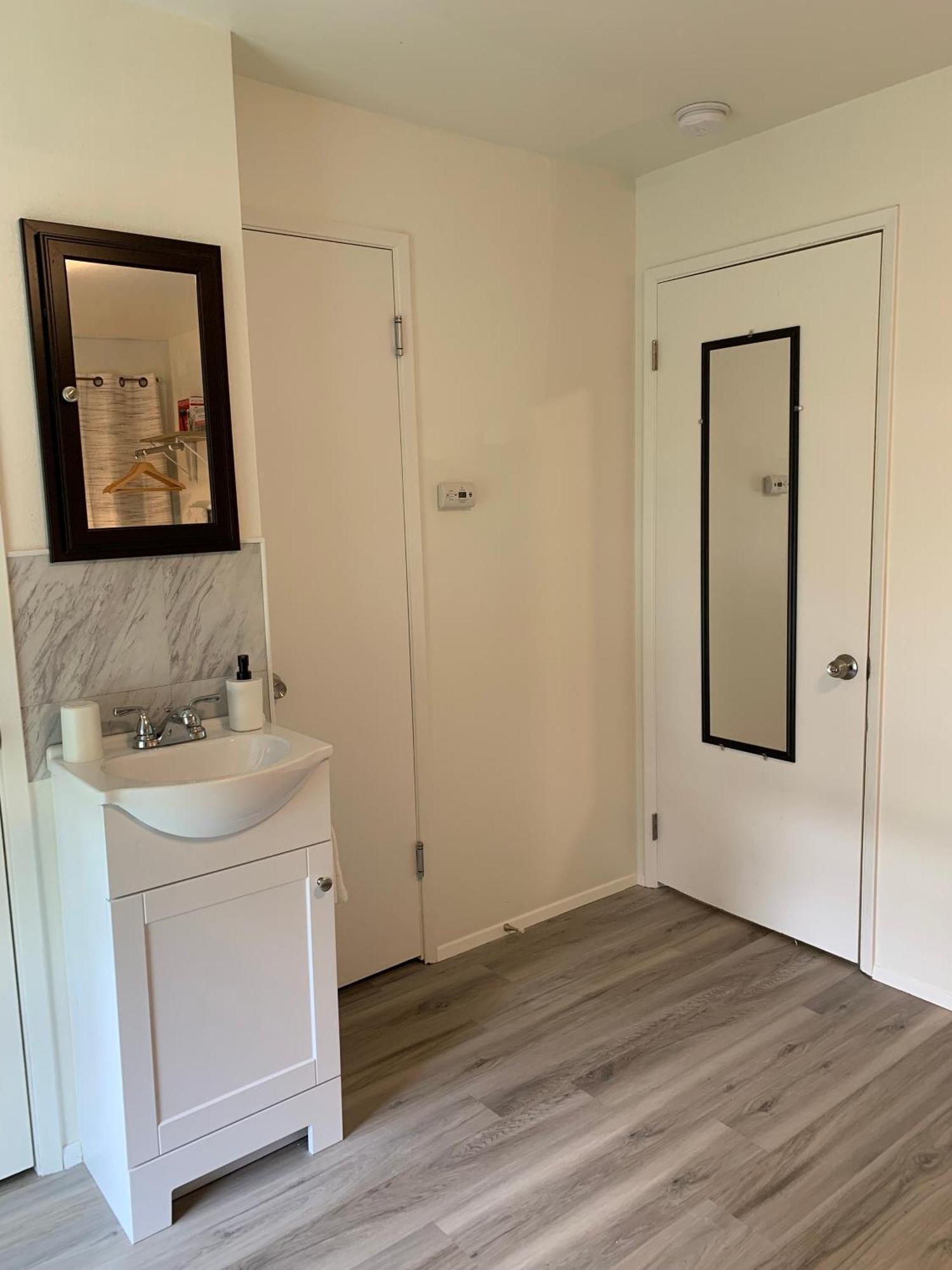 Central Bellevue Guesthouse מראה חיצוני תמונה