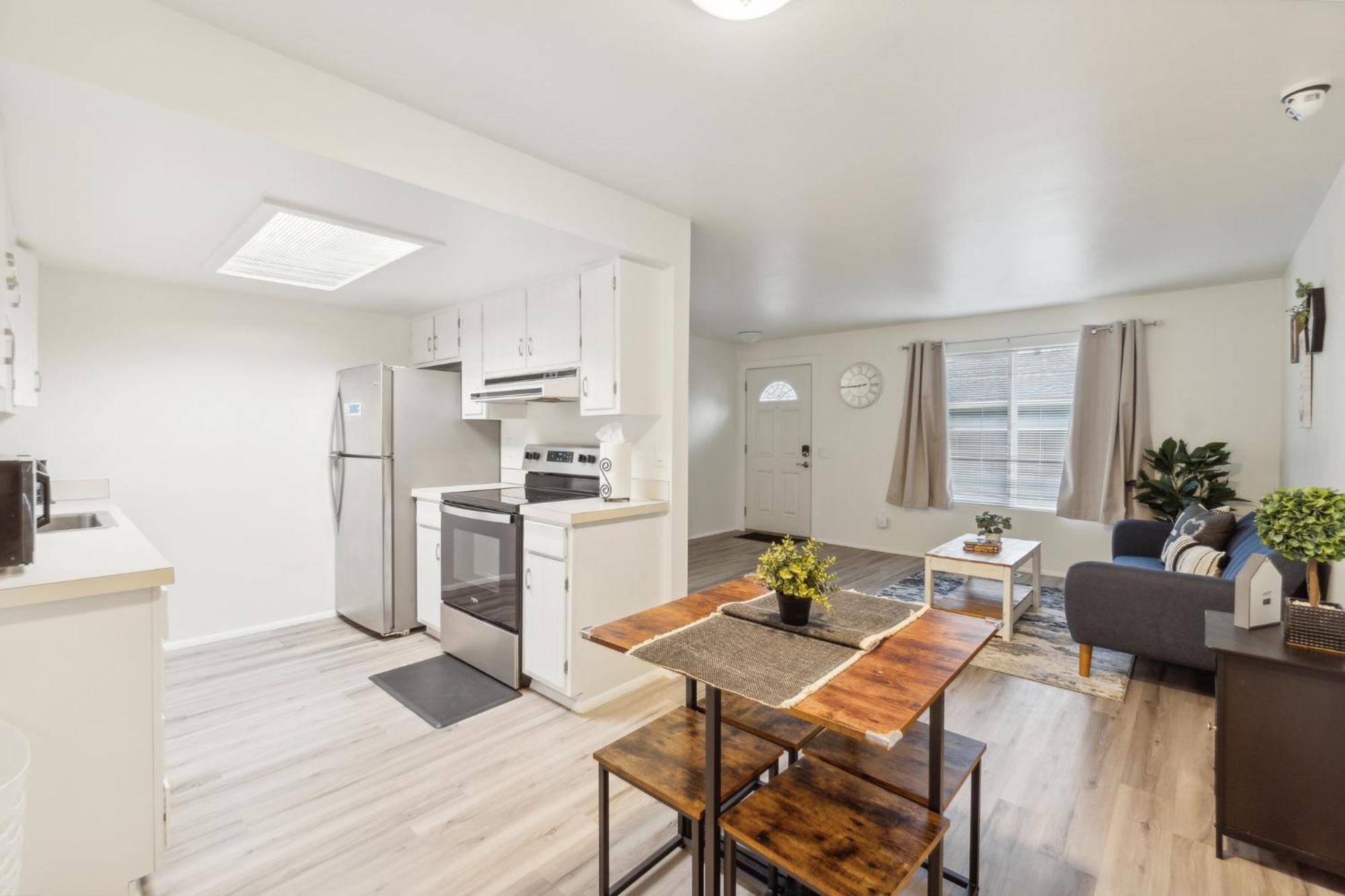 Central Bellevue Guesthouse מראה חיצוני תמונה