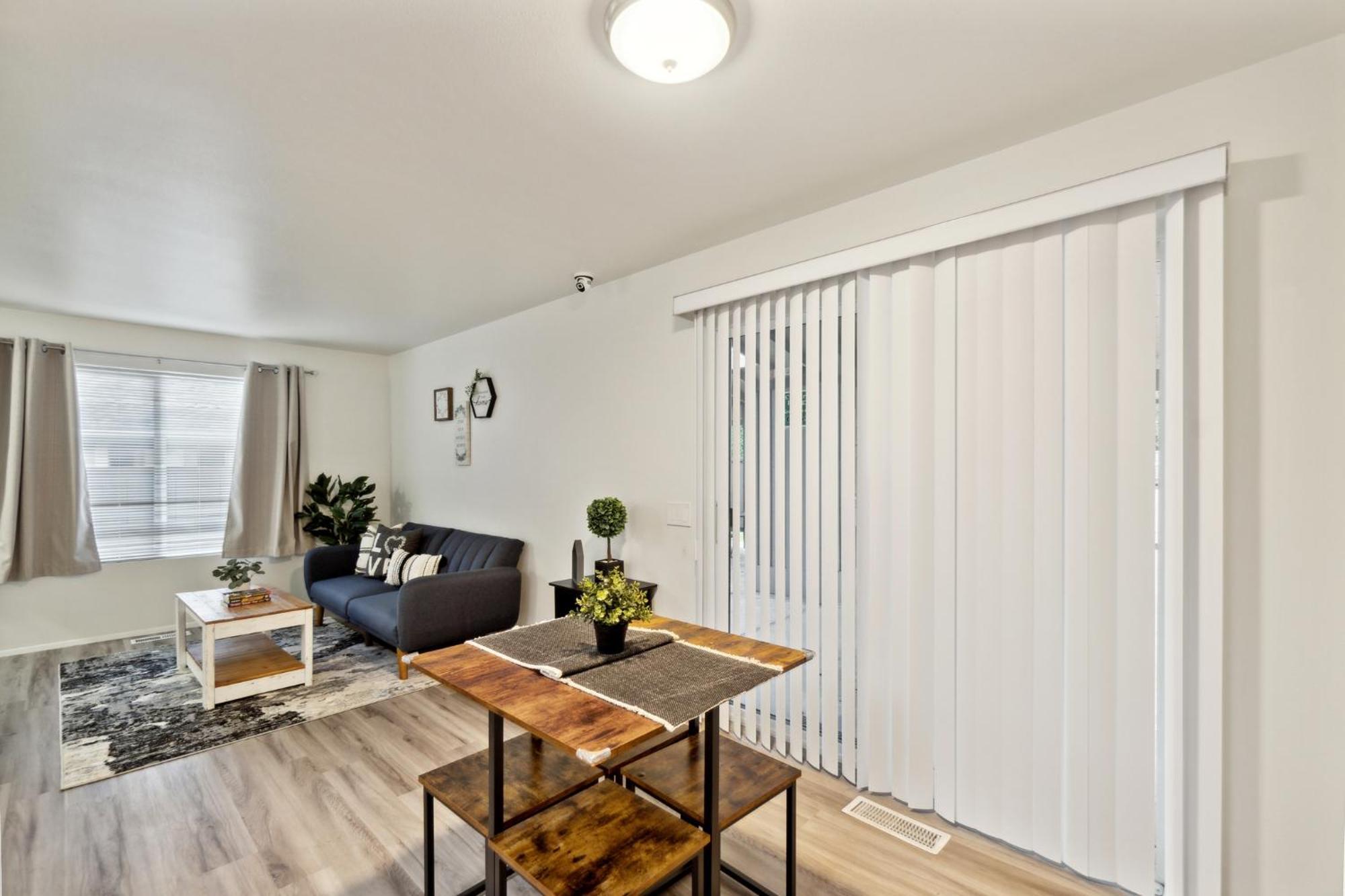 Central Bellevue Guesthouse מראה חיצוני תמונה